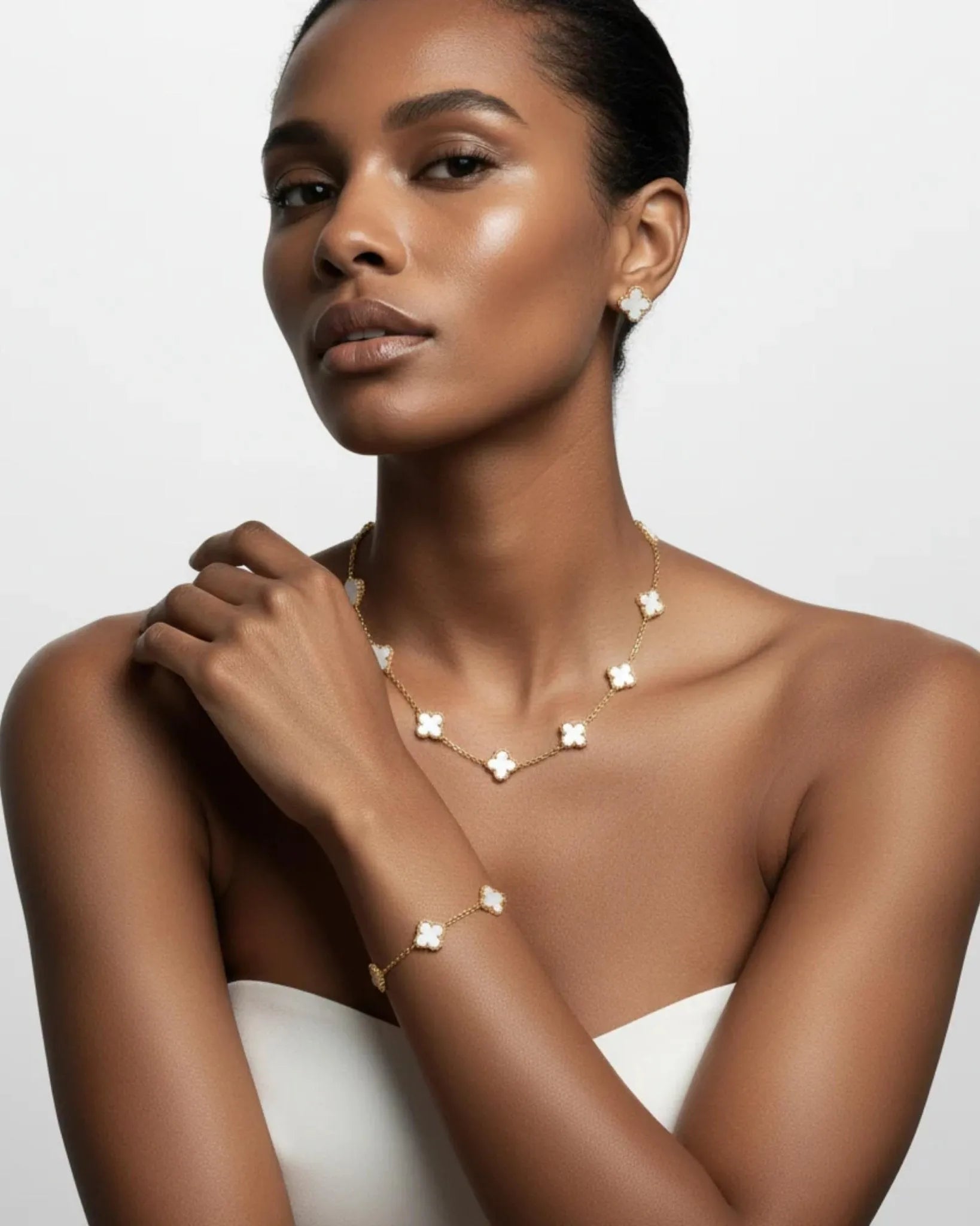 Conjunto Trevo Onix Aven - Auriella Joias - yqi9yt-qe.myshopify.com - yqi9yt-qe.myshopify.com