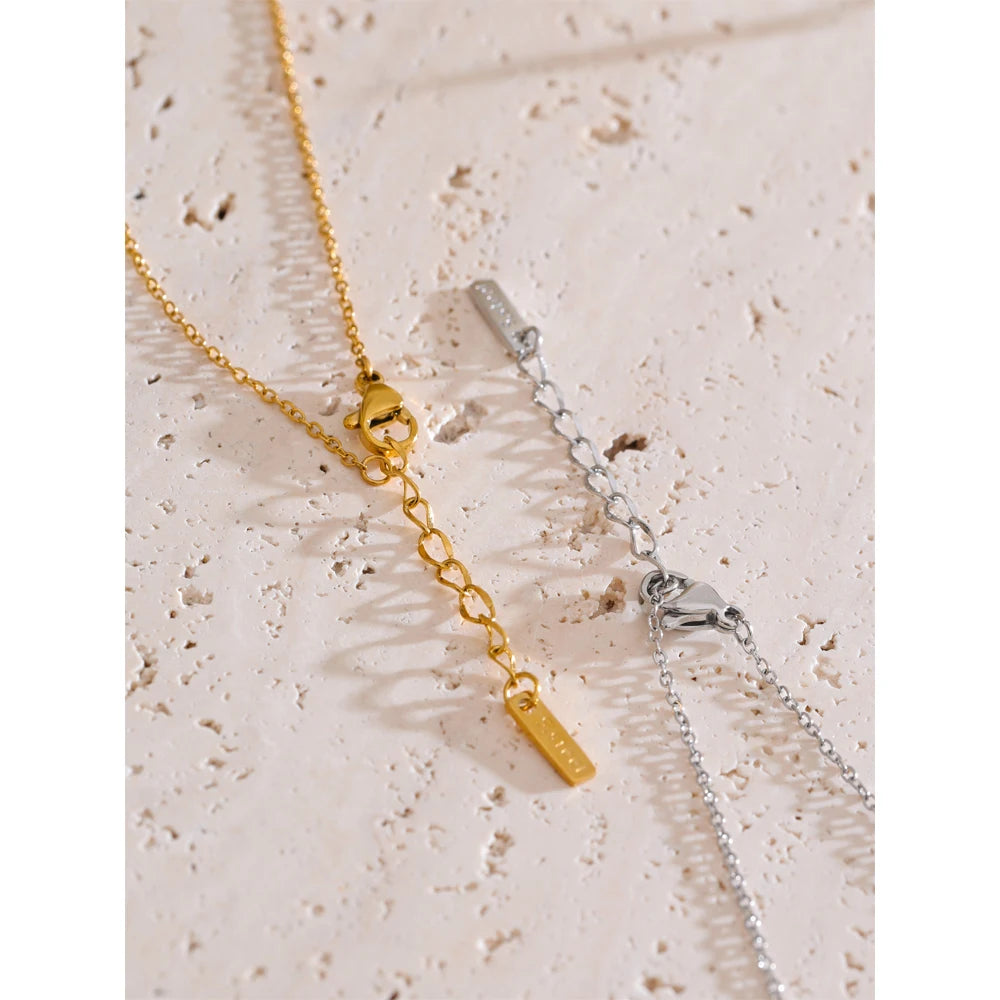 Pulseira de Mão Minimalista Dominique