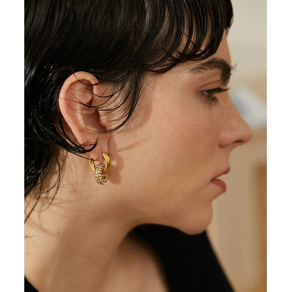 Brinco Argola Zircônia Inai