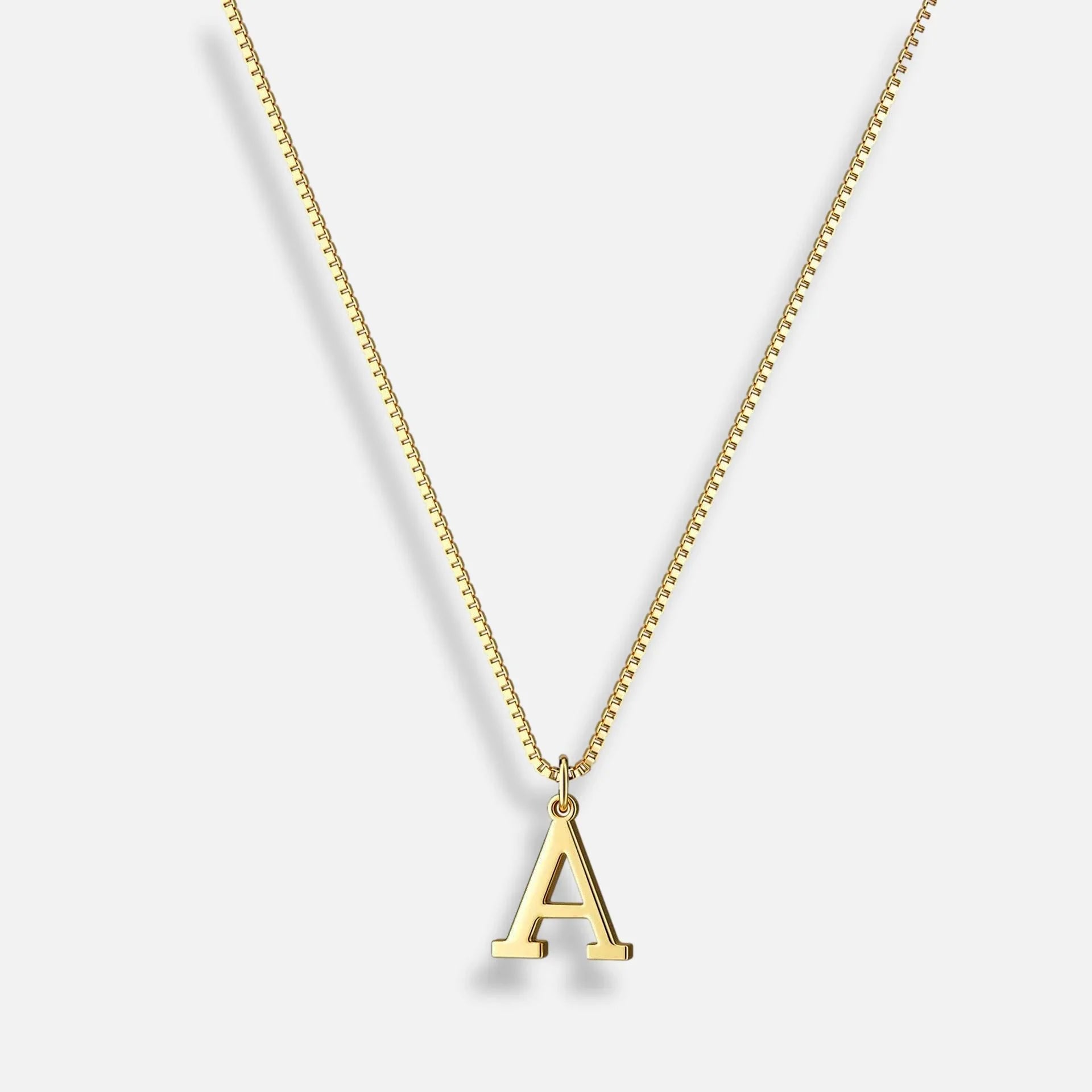 Colar Inicial Minimalista Ivonea