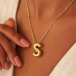 Colar Inicial Minimalista Dima