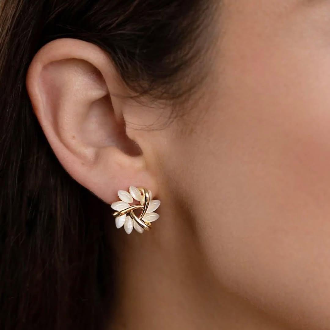 Brinco Pétalas Rava - Auriella Joias