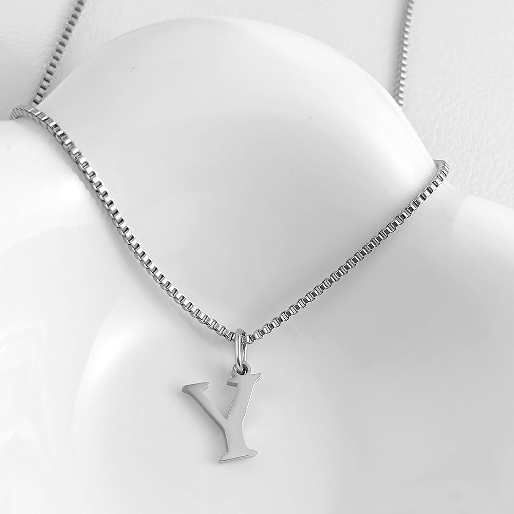 Colar Inicial Minimalista Ivonea - Auriella Joias