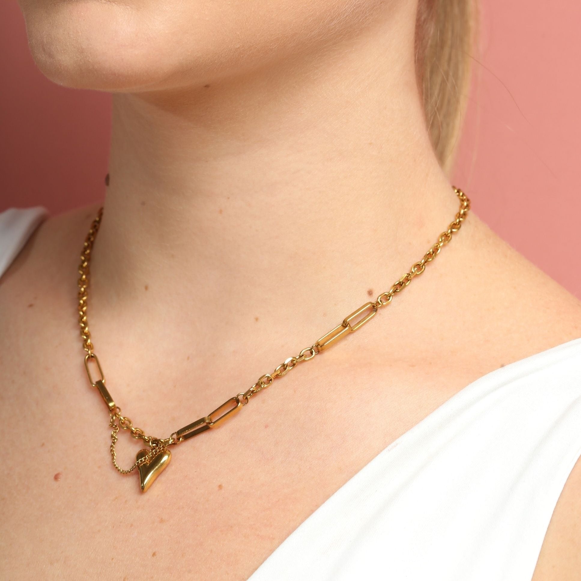 Colar Choker Coração Aria