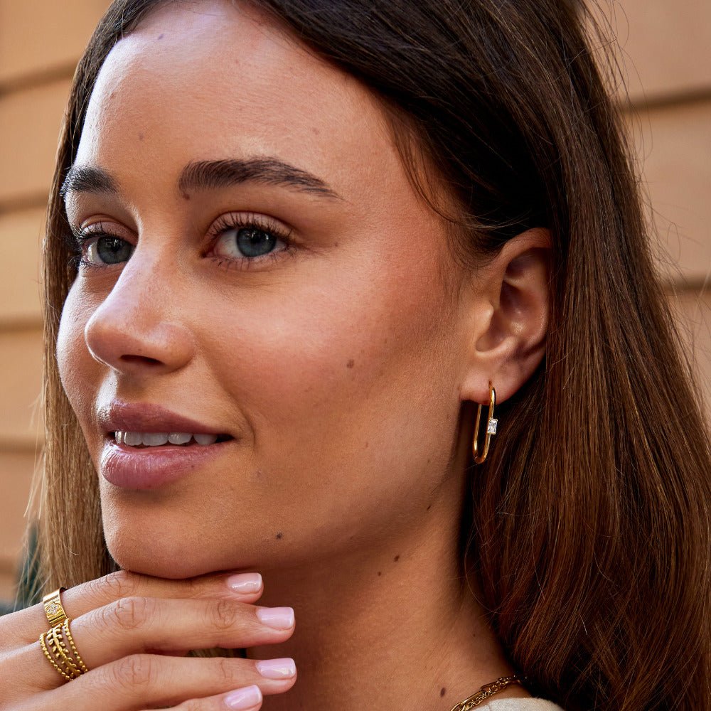 Brincos de Argola Oval Banhado em Ouro 18k