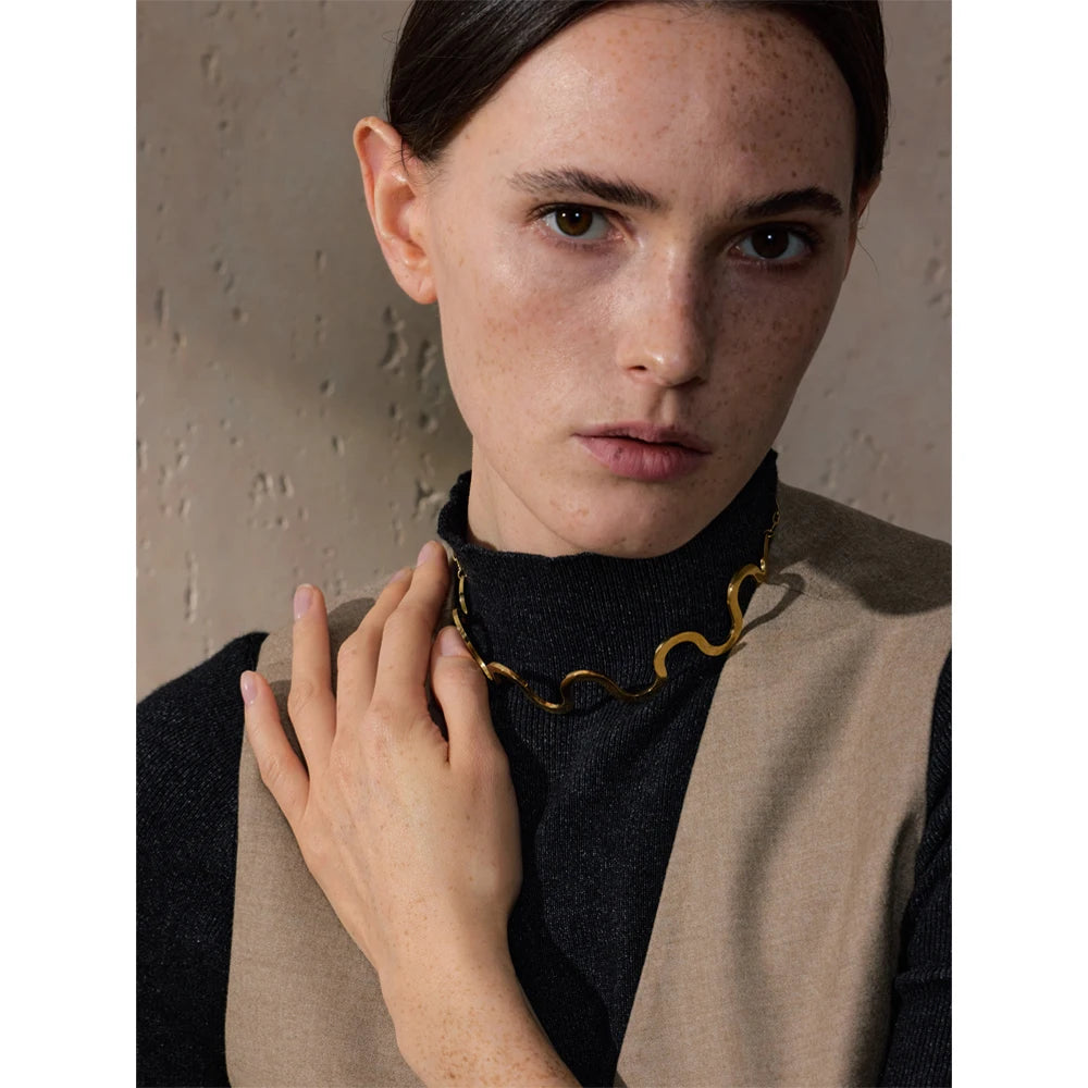 Colar Choker Onda Brenda