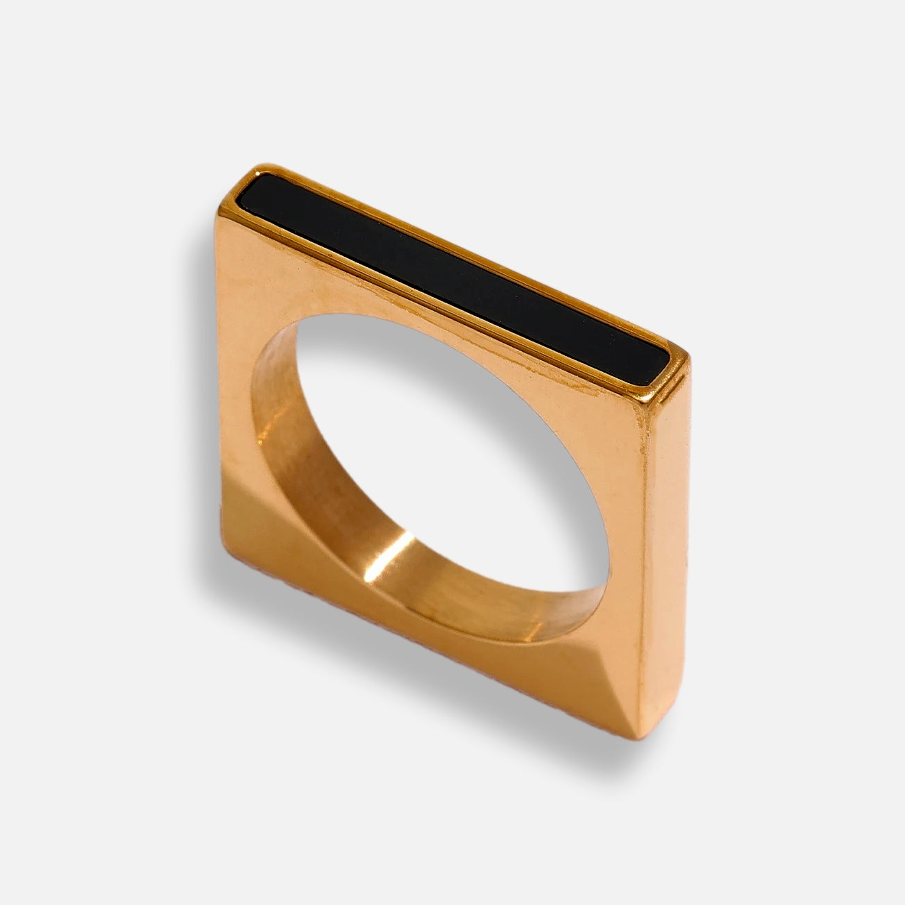 Anel Quadrado Black Banhado em Ouro 18k