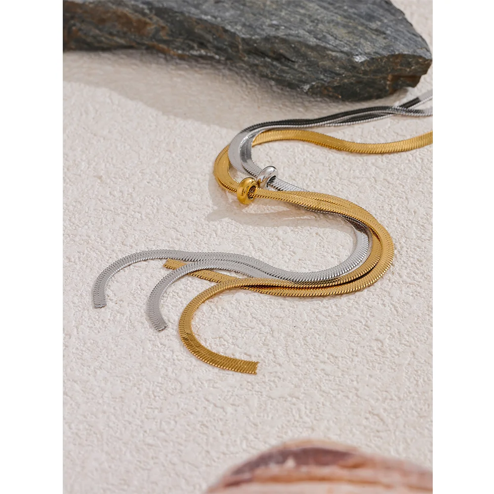 Colar Gravatinha Regulável Cobra Milla