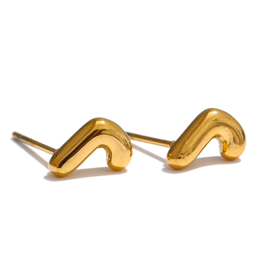 Brinco Inicial Minimalista Banhado em Ouro 18k