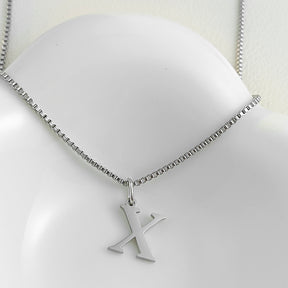 Colar Inicial Minimalista Ivonea
