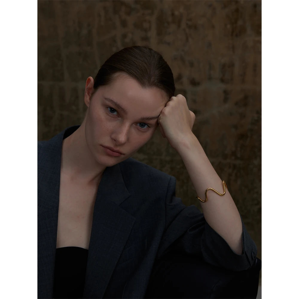 Yhpup Minimalist Stainless Steel Metal Wave Twisted Cuff Open Golden Bracelet Bangle for Women Distinctive High Quality Jewelry - Auriella Joias
