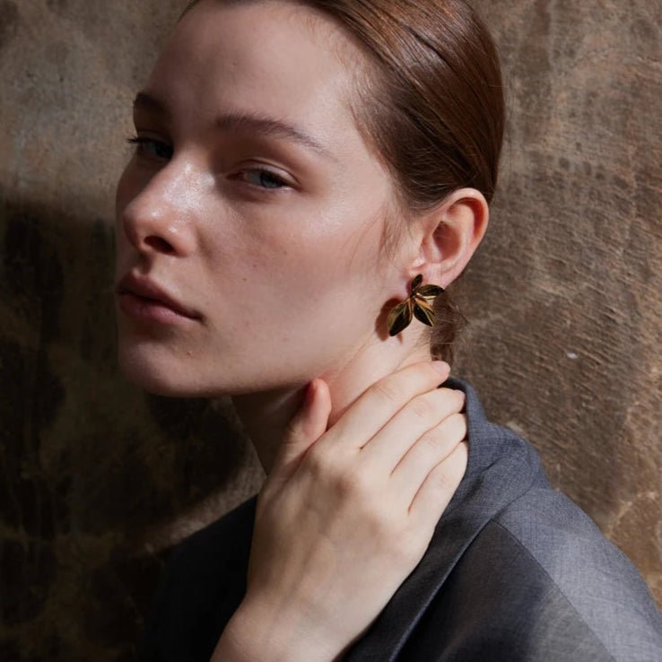 Brinco Orgânico Flor Amora - Auriella Joias