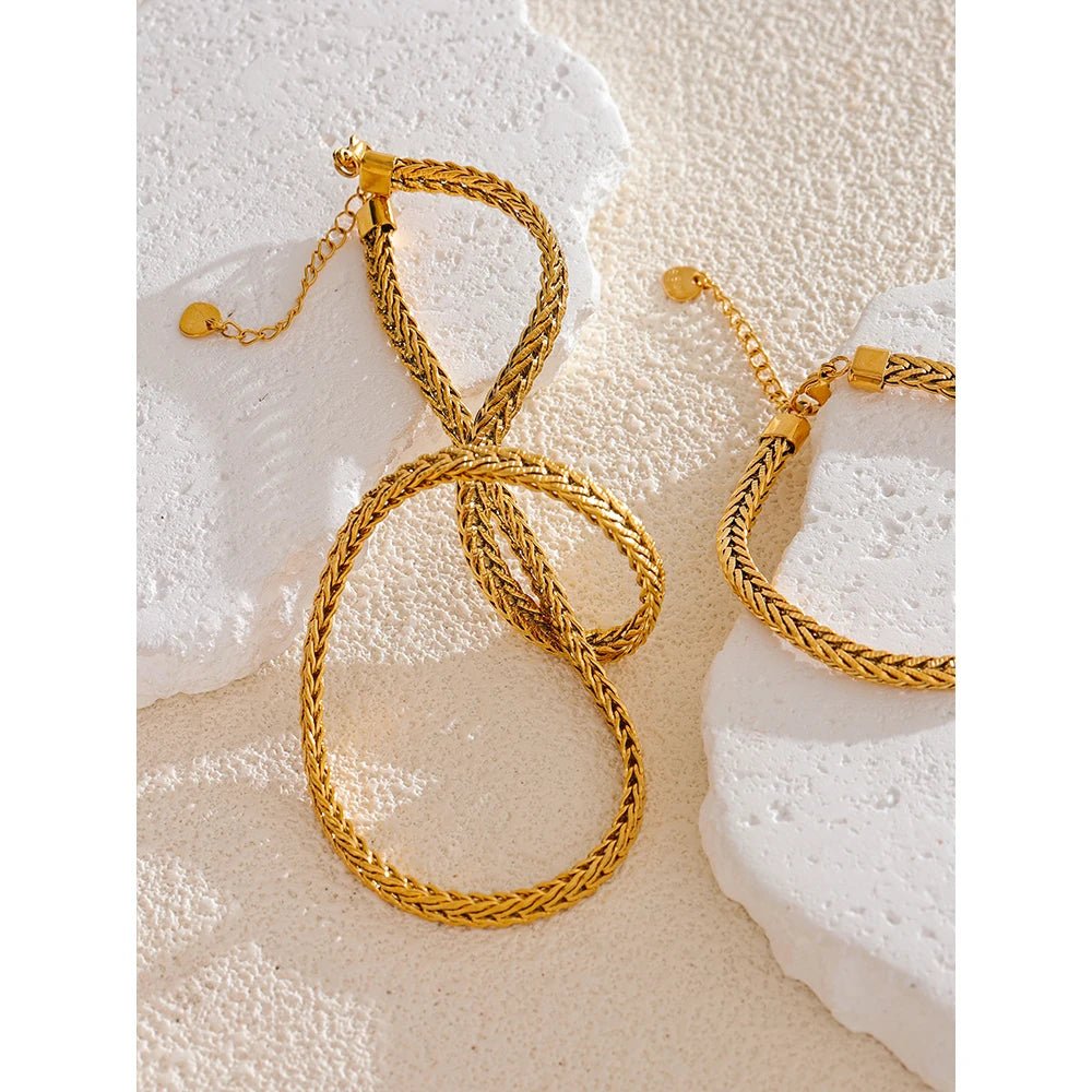 Colar Choker Corrente Isa - Auriella Joias