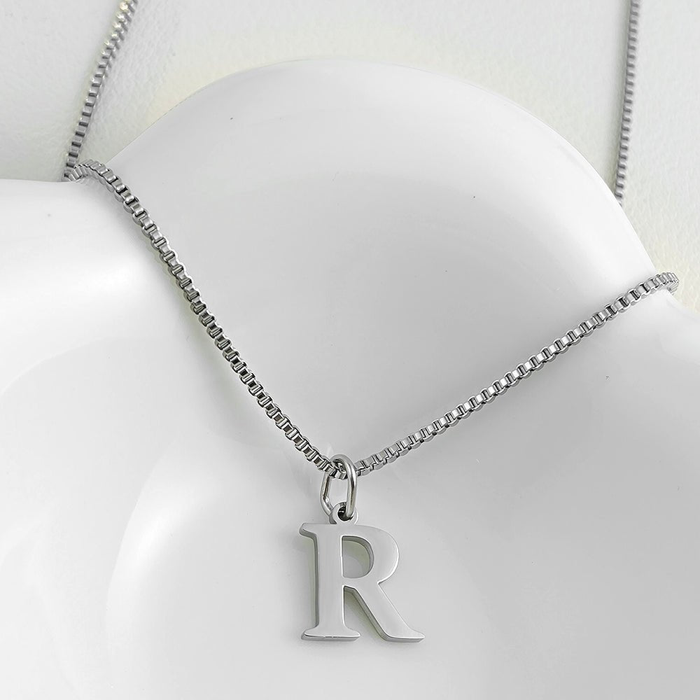 Colar Inicial Minimalista Ivonea - Auriella Joias