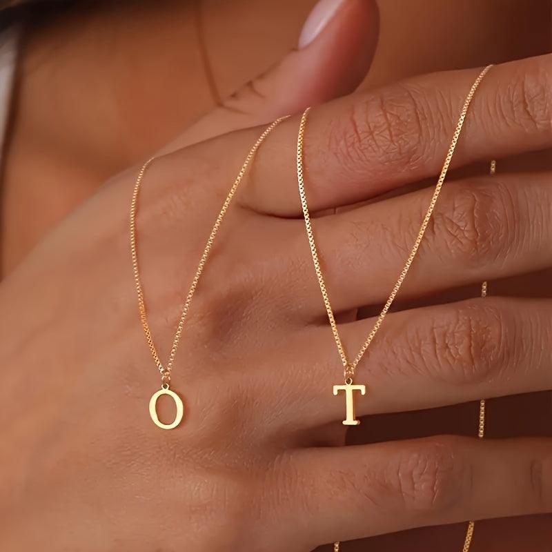 Colar Inicial Minimalista Ivonea